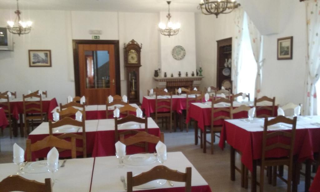 Hotel Pensao Avenida à Penacova Extérieur photo