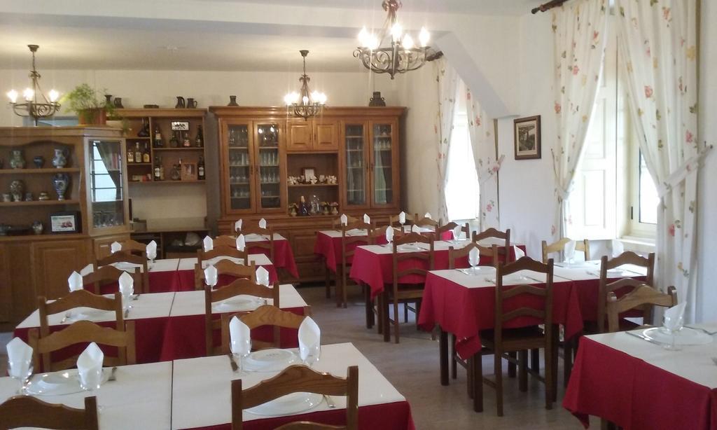 Hotel Pensao Avenida à Penacova Extérieur photo